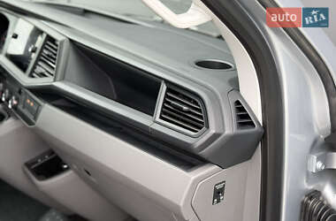 Грузовой фургон Volkswagen Transporter 2021 в 