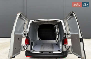 Грузовой фургон Volkswagen Transporter 2021 в 