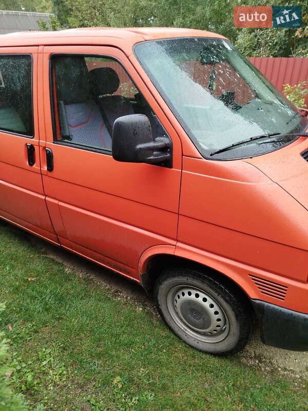 Минивэн Volkswagen Transporter 2001 в Бродах