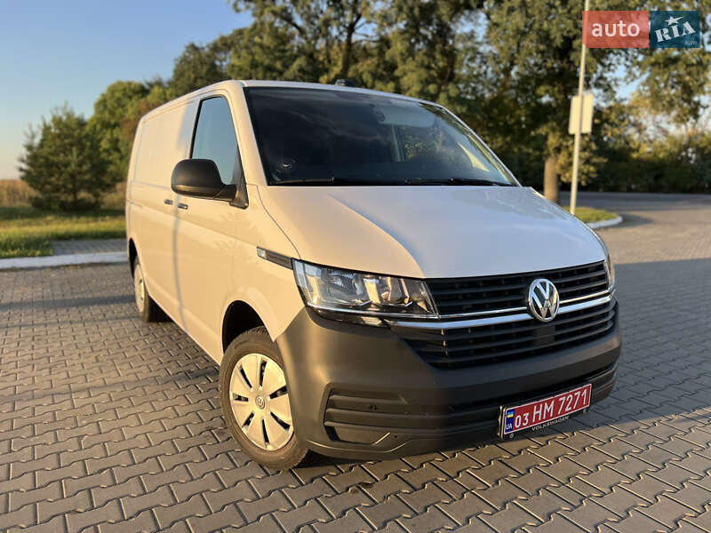 Грузовой фургон Volkswagen Transporter 2022 в Луцке