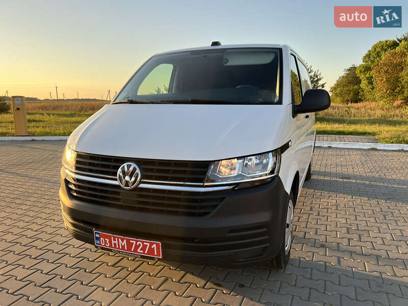 Грузовой фургон Volkswagen Transporter 2022 в Луцке