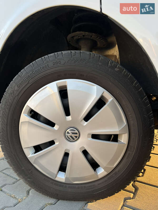 Грузовой фургон Volkswagen Transporter 2022 в Луцке