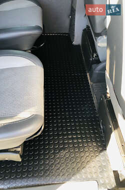Микроавтобус Volkswagen Transporter 2006 в 