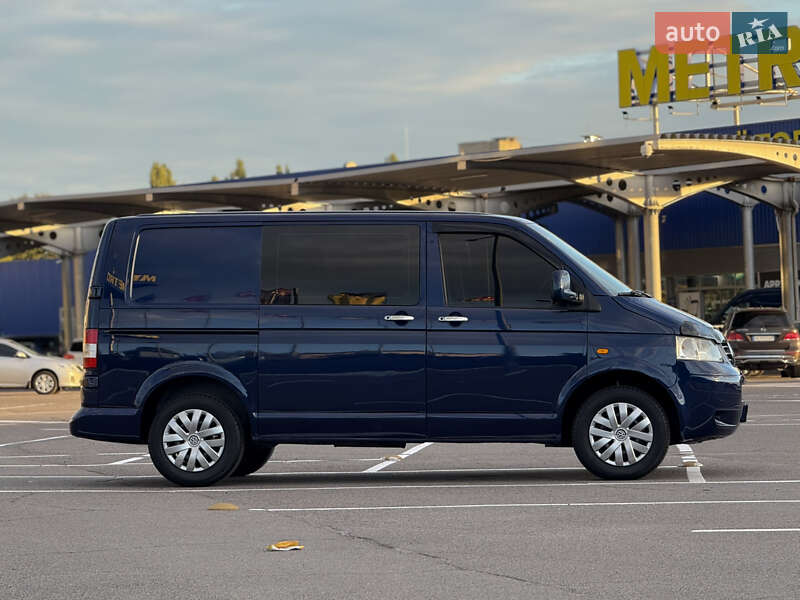 Минивэн Volkswagen Transporter 2005 в Виннице