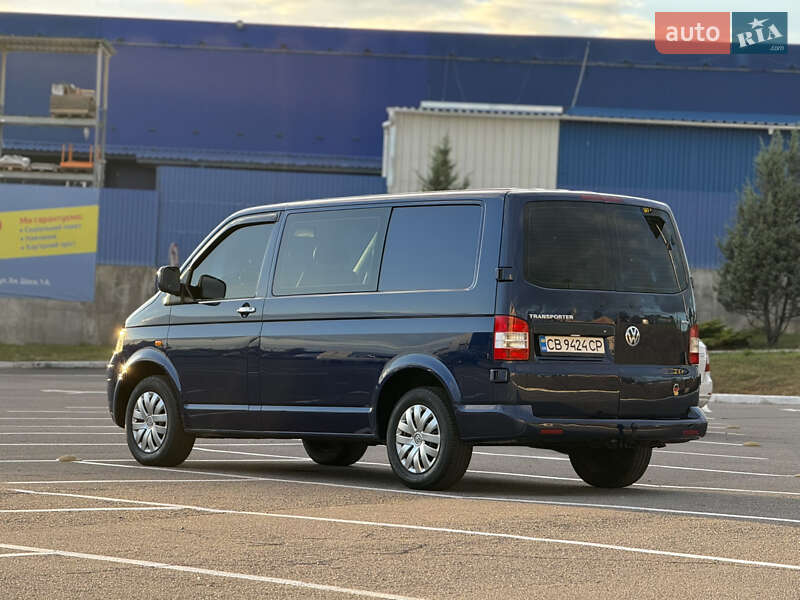 Минивэн Volkswagen Transporter 2005 в Виннице