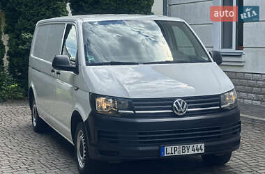 Грузовой фургон Volkswagen Transporter 2016 в 