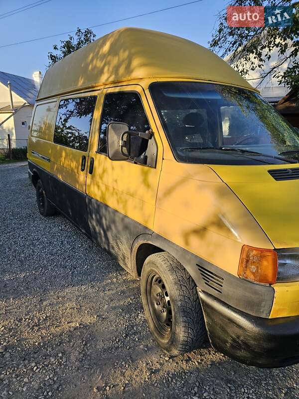Минивэн Volkswagen Transporter 1997 в Кутах