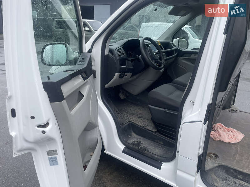 Грузовой фургон Volkswagen Transporter 2017 в Житомире