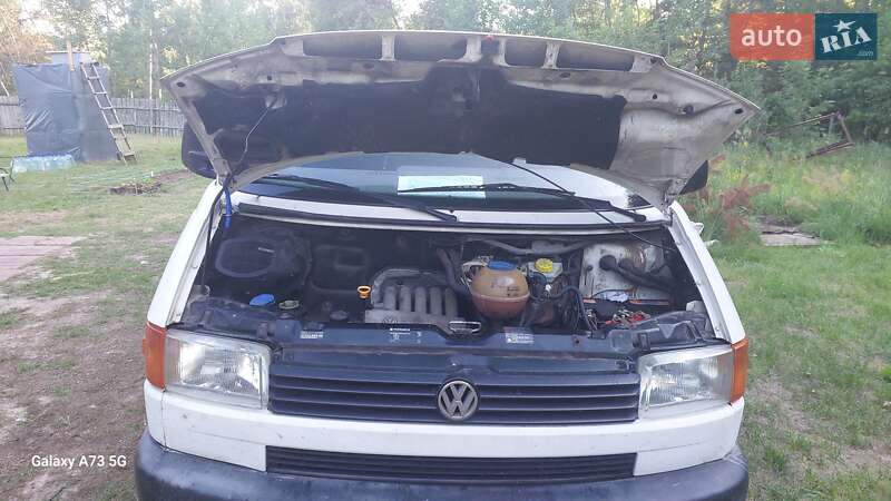 Минивэн Volkswagen Transporter 2001 в Иванкове