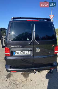 Минивэн Volkswagen Transporter 2009 в 
