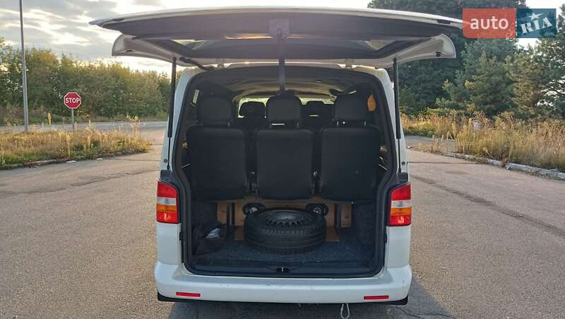 Минивэн Volkswagen Transporter 2004 в Мене