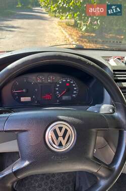 Минивэн Volkswagen Transporter 2004 в 