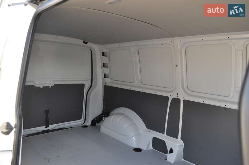 Грузовой фургон Volkswagen Transporter 2021 в Киеве