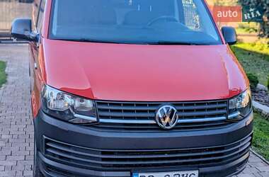 Вантажний фургон Volkswagen Transporter 2016 в Львові