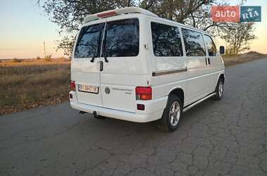 Минивэн Volkswagen Transporter 2000 в 