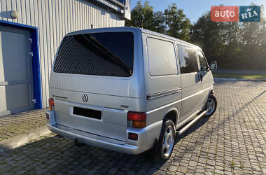 Минивэн Volkswagen Transporter 2002 в 