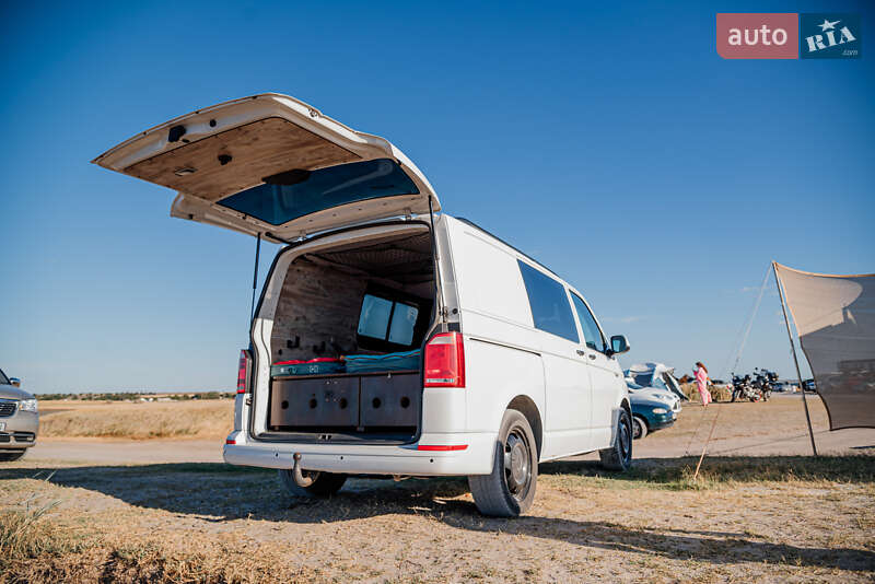 Минивэн Volkswagen Transporter 2016 в Николаеве