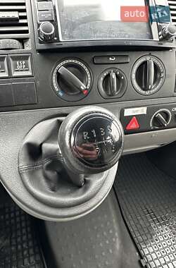 Минивэн Volkswagen Transporter 2006 в 