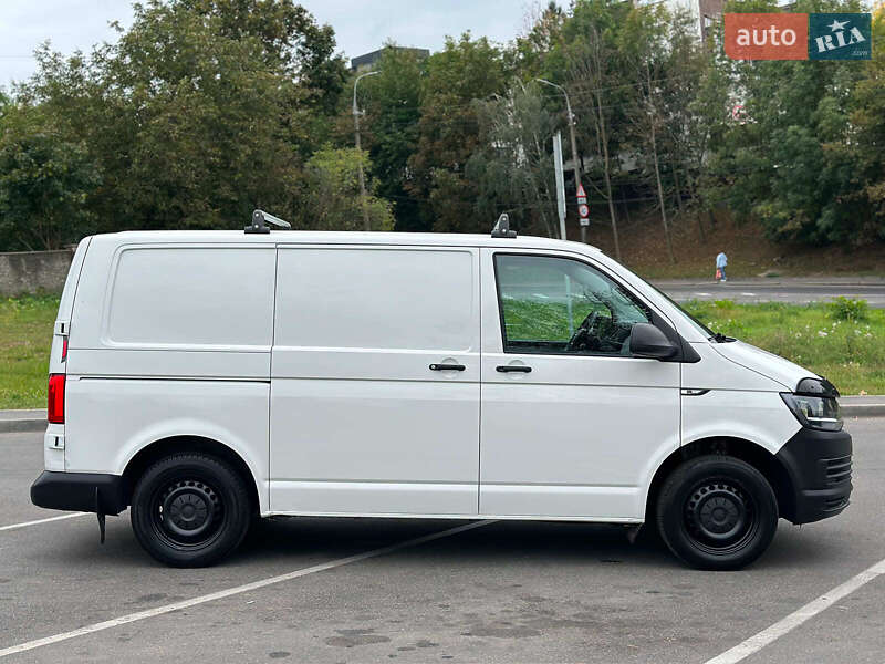 Грузовой фургон Volkswagen Transporter 2016 в Виннице