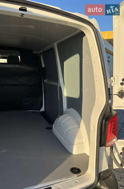 Грузовой фургон Volkswagen Transporter 2020 в 