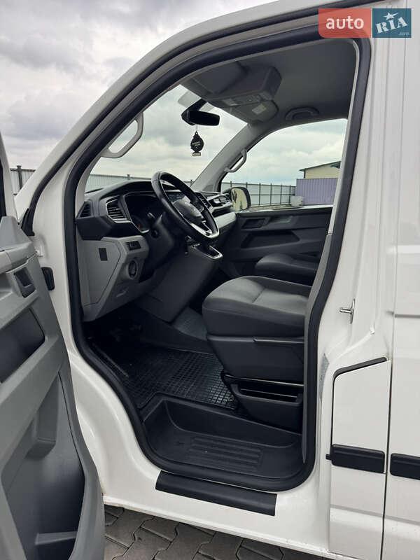 Грузовой фургон Volkswagen Transporter 2021 в Луцке