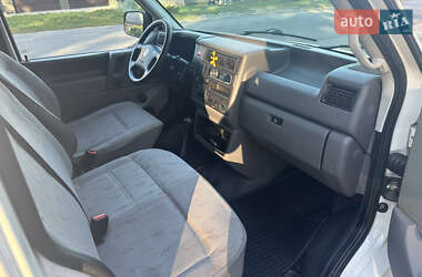 Минивэн Volkswagen Transporter 2002 в 