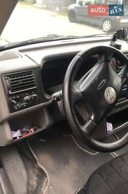 Минивэн Volkswagen Transporter 2002 в 