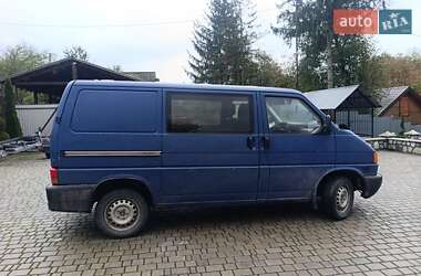 Минивэн Volkswagen Transporter 2000 в 