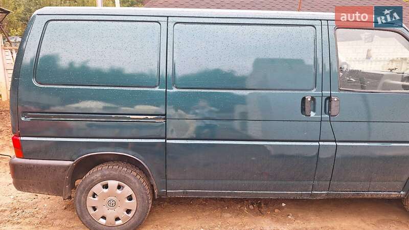 Грузовой фургон Volkswagen Transporter 1996 в Обухове