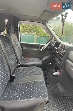 Минивэн Volkswagen Transporter 2002 в 