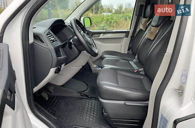 Минивэн Volkswagen Transporter 2016 в 