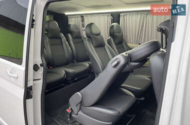Минивэн Volkswagen Transporter 2016 в 