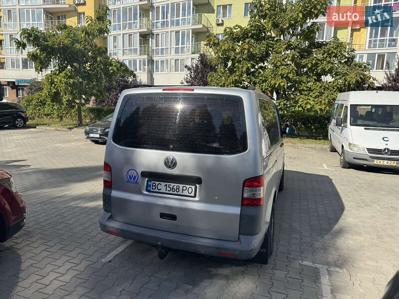 Мінівен Volkswagen Transporter 2009 в Броварах