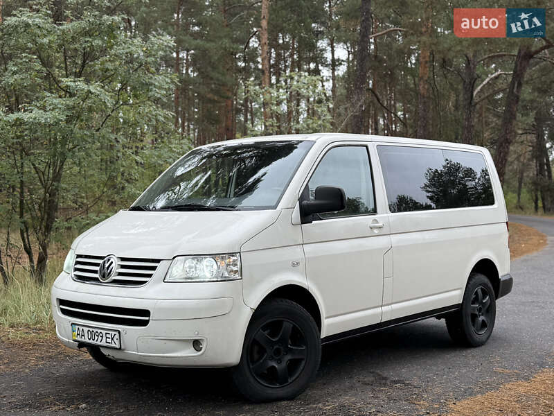 Грузовой фургон Volkswagen Transporter 2006 в Киеве