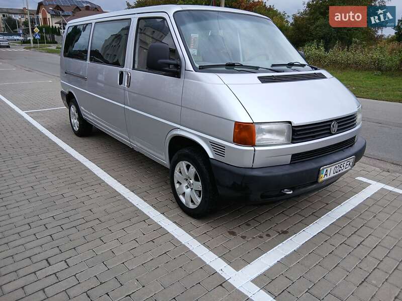 Минивэн Volkswagen Transporter 2003 в Ровно