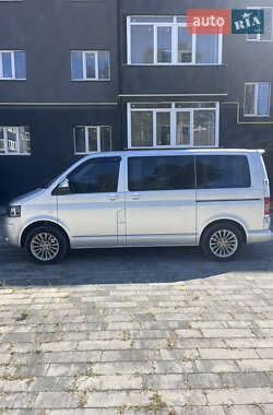 Минивэн Volkswagen Transporter 2012 в 
