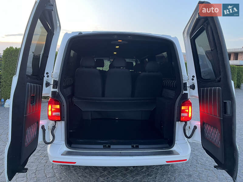 Минивэн Volkswagen Transporter 2016 в Львове