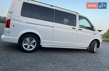 Минивэн Volkswagen Transporter 2016 в 