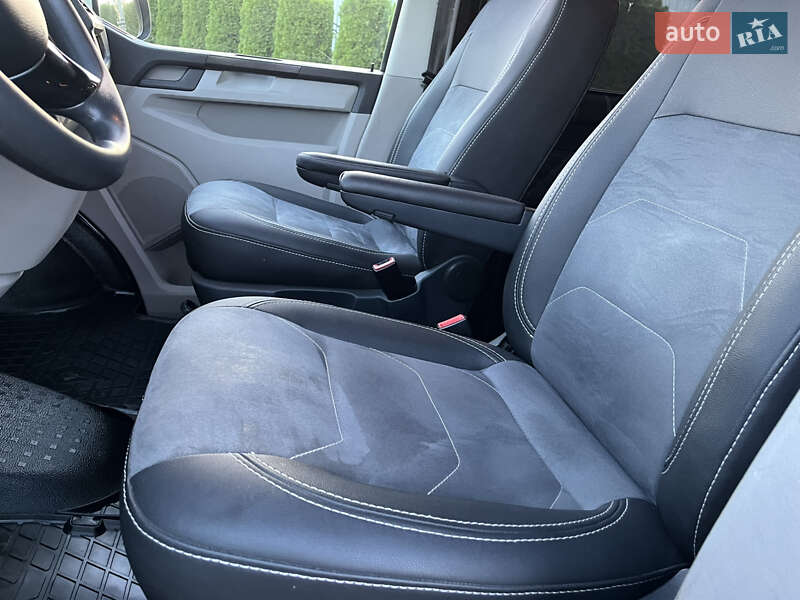 Минивэн Volkswagen Transporter 2016 в Львове