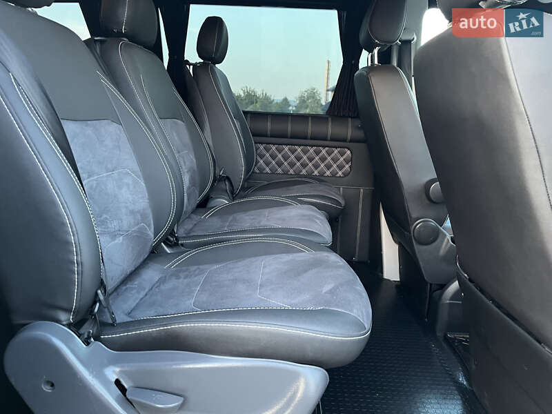 Минивэн Volkswagen Transporter 2016 в Львове