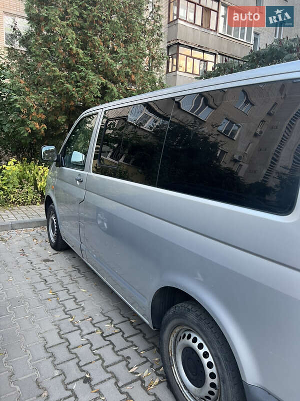 Минивэн Volkswagen Transporter 2005 в Сумах