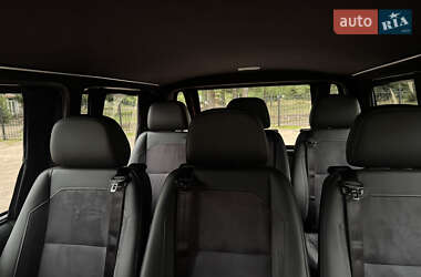 Минивэн Volkswagen Transporter 2019 в 