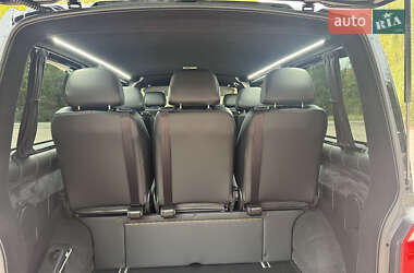 Минивэн Volkswagen Transporter 2019 в 