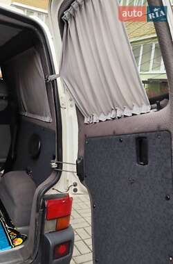 Минивэн Volkswagen Transporter 2000 в 