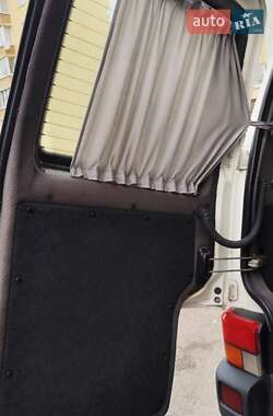 Минивэн Volkswagen Transporter 2000 в 