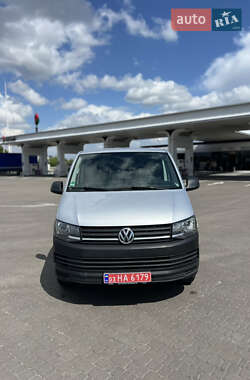 Грузовой фургон Volkswagen Transporter 2019 в 