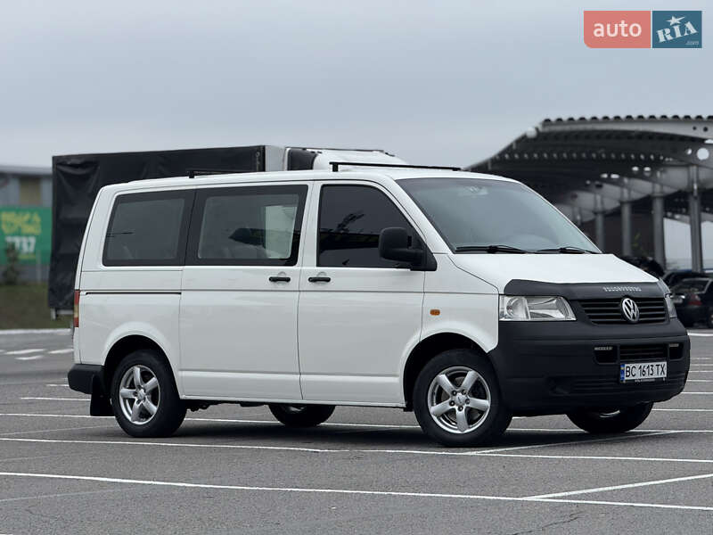 Минивэн Volkswagen Transporter 2004 в Виннице