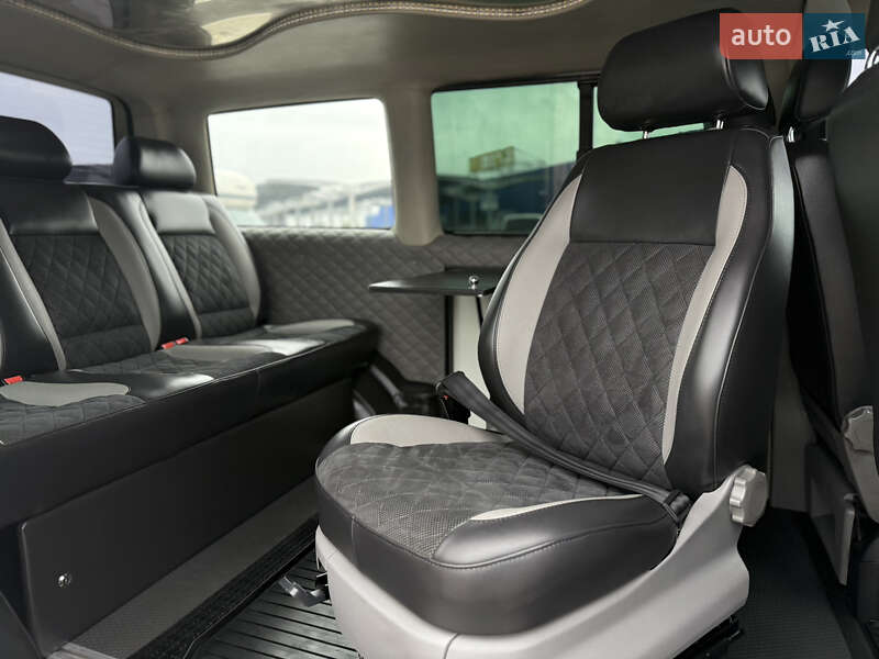 Минивэн Volkswagen Transporter 2004 в Виннице