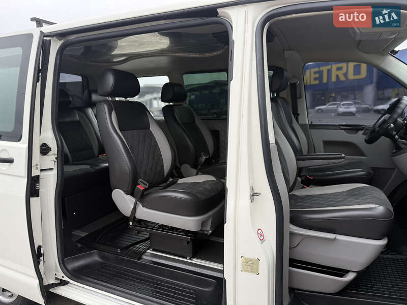 Минивэн Volkswagen Transporter 2004 в Виннице