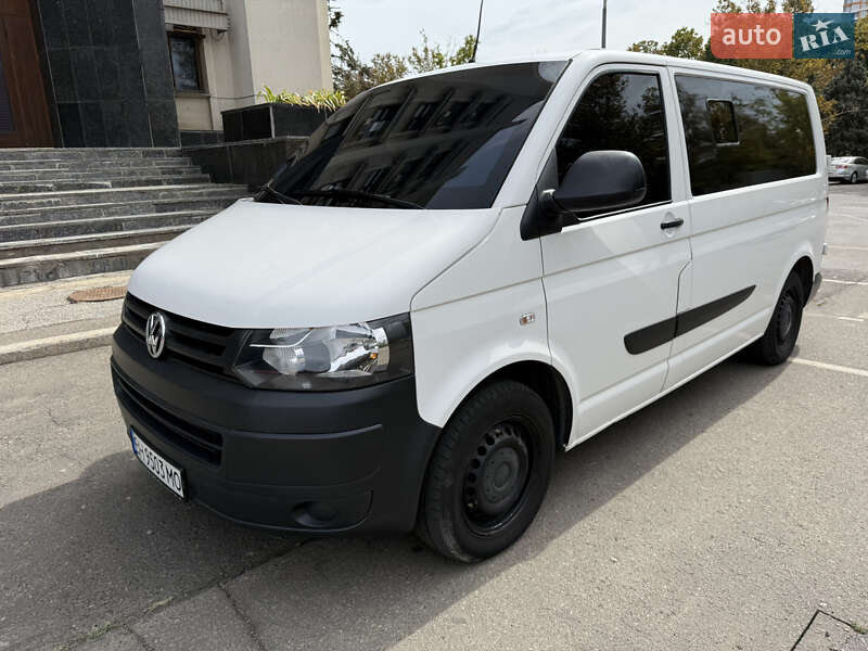 Бронированный автомобиль Volkswagen Transporter 2014 в 